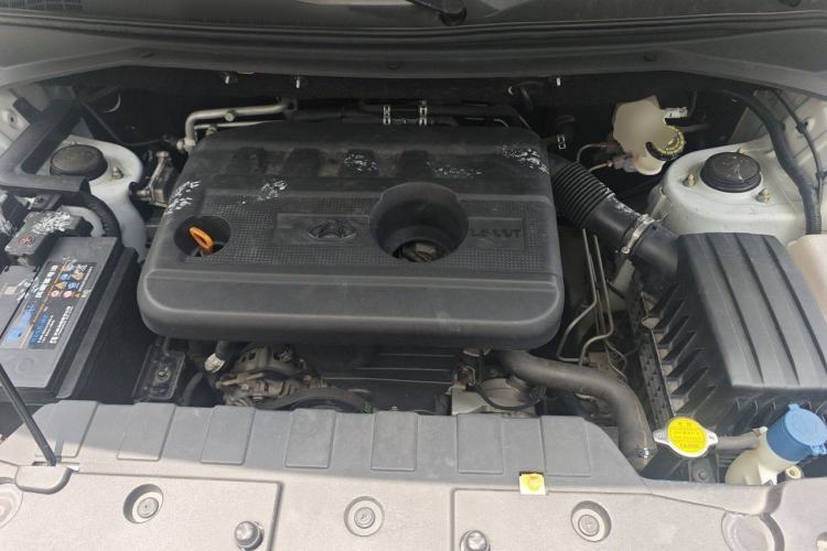 Used CHANGAN OSHAN CX70 2016 1.6L Manual Luxury Model Engine Bay