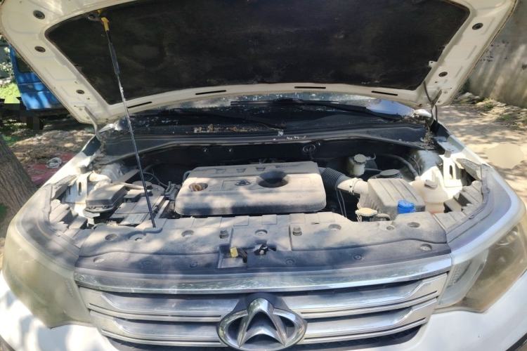 Used CHANGAN OSHAN CX70 2016 1.6L Manual Luxury Model Engine Bay