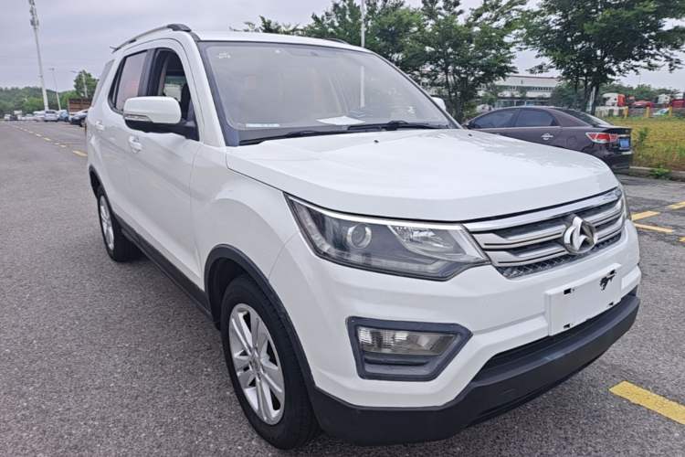Used CHANGAN OSHAN CX70 2016 1.6L Manual Sport Model Exterior 1