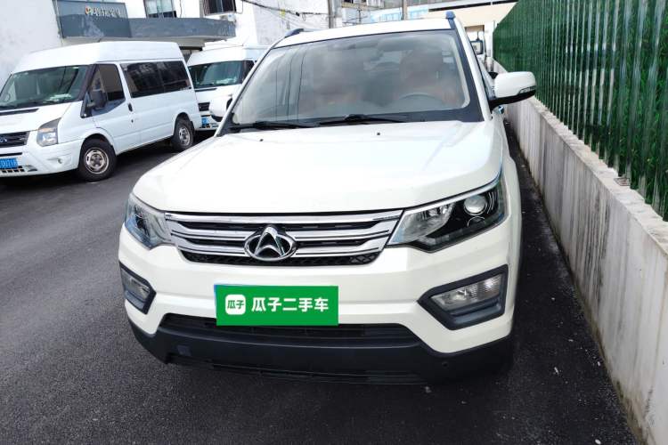 Used CHANGAN OSHAN CX70 2016 1.6L Manual Luxury Model Exterior 1