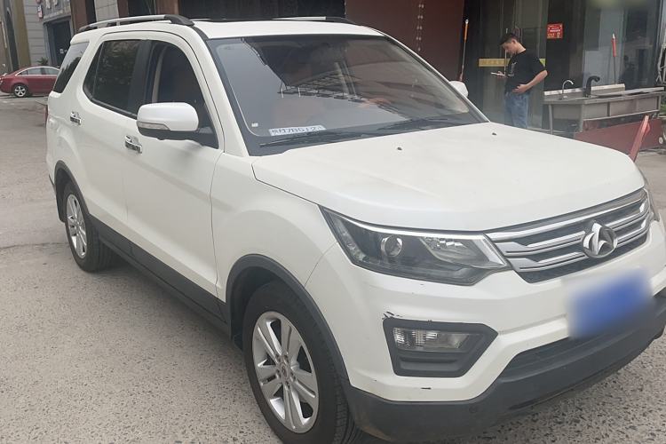 Used CHANGAN OSHAN CX70 2016 1.6L Manual Luxury Model Exterior 2