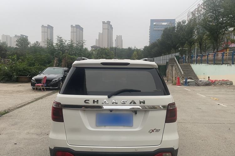 Used CHANGAN OSHAN CX70 2016 1.6L Manual Luxury Model Exterior 5