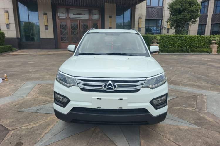Used CHANGAN OSHAN CX70 2016 1.6L Manual Luxury Model Front