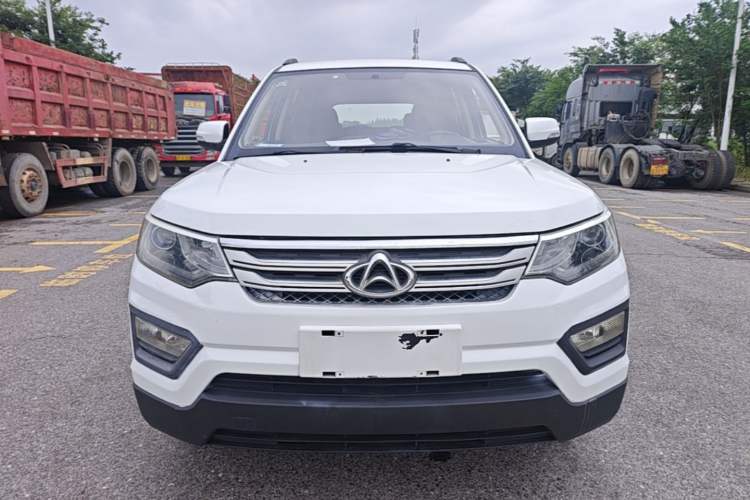 Used CHANGAN OSHAN CX70 2016 1.6L Manual Sport Model Front