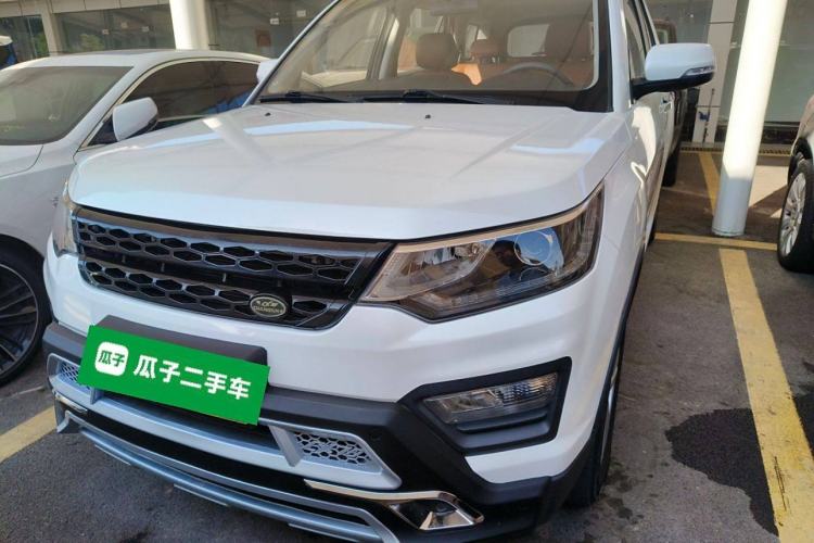 Used CHANGAN OSHAN CX70 2016 1.6L Manual Luxury Model Front