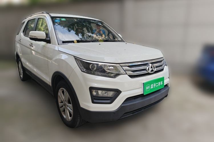 Used CHANGAN OSHAN CX70 2016 1.6L Manual Smart Connect Version Front Right 45 Deg