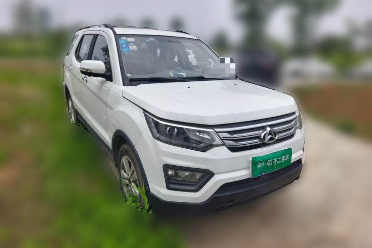 Used CHANGAN OSHAN CX70 2016 1.6L Manual Luxury Model Front Right 45 Deg
