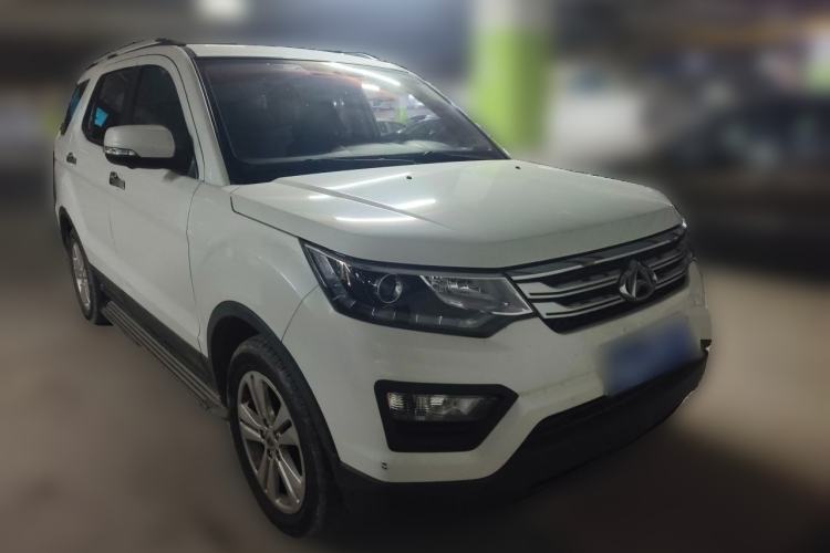 Used CHANGAN OSHAN CX70 2016 1.6L Manual Luxury Model Front Right 45 Deg