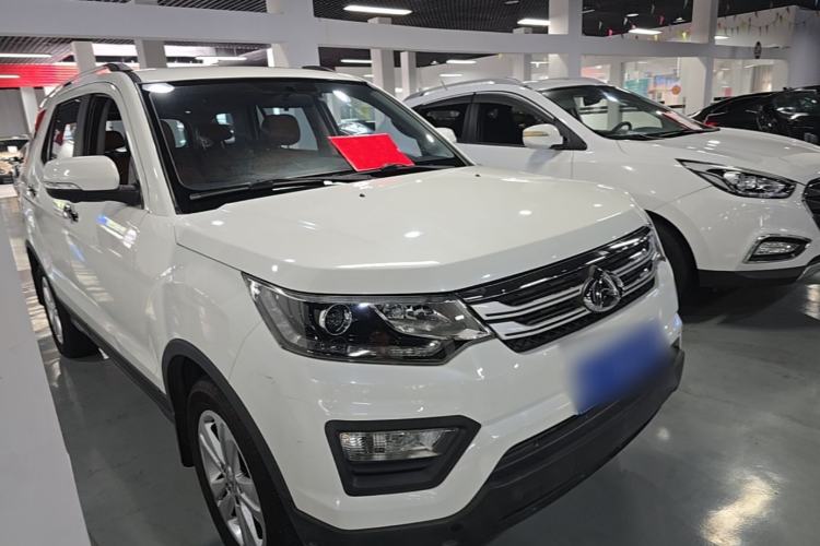 Used CHANGAN OSHAN CX70 2016 1.6L Manual Luxury Model Front Right 45 Deg