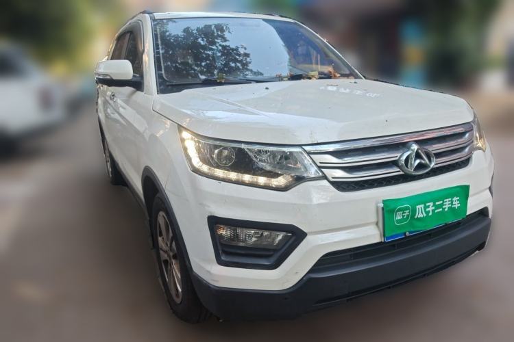 Used CHANGAN OSHAN CX70 2016 1.6L Manual Luxury Model Front Right 45 Deg