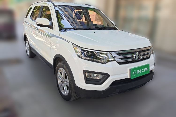 Used CHANGAN OSHAN CX70 2016 1.6L Manual Luxury Model Front Right 45 Deg
