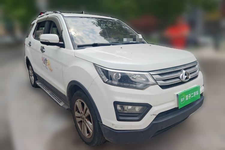 Used CHANGAN OSHAN CX70 2016 1.6L Manual Luxury Model Front Right 45 Deg