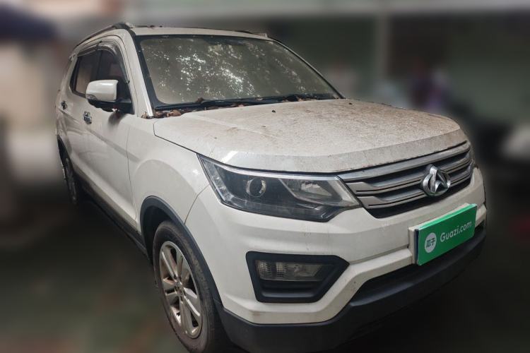 Used CHANGAN OSHAN CX70 2016 1.6L Manual Luxury Model Front Right 45 Deg
