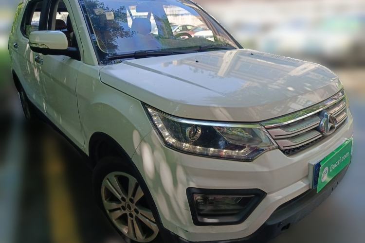 Used CHANGAN OSHAN CX70 2016 1.6L Manual Luxury Model Front Right 45 Deg