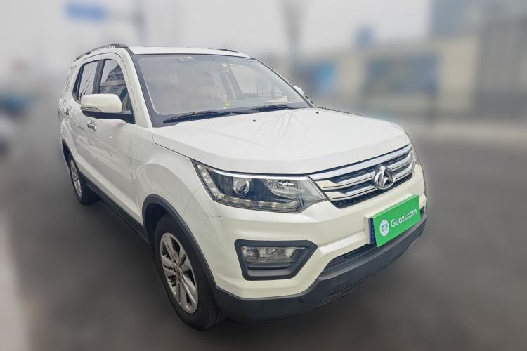 Used CHANGAN OSHAN CX70 2016 1.6L Manual Luxury Model Front Right 45 Deg