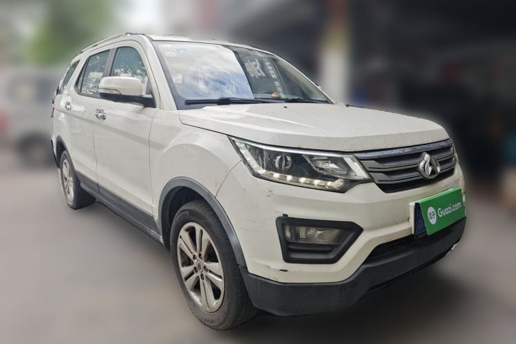 Used CHANGAN OSHAN CX70 2016 1.6L Manual Luxury Model Front Right 45 Deg