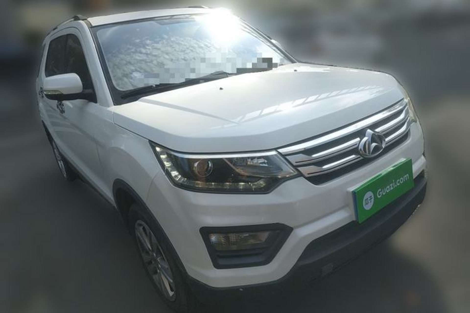 Used CHANGAN OSHAN CX70 2016 1.6L Manual Luxury Model Front Right 45 Deg