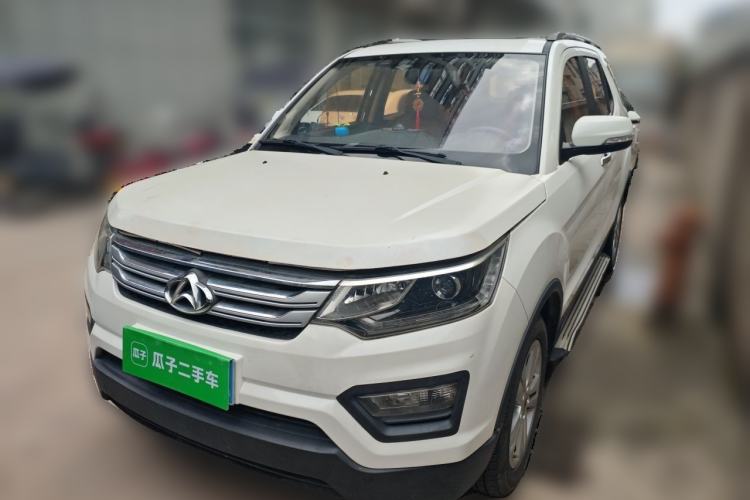 Used CHANGAN OSHAN CX70 2016 1.6L Manual Luxury Model Front Right 45 Deg