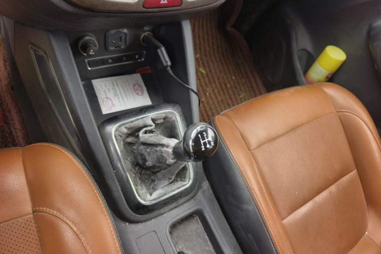Used CHANGAN OSHAN CX70 2016 1.6L Manual Luxury Model Gear Lever