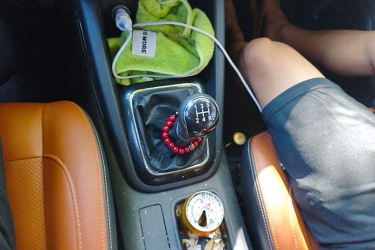 Used CHANGAN OSHAN CX70 2016 1.6L Manual Luxury Model Gear Lever