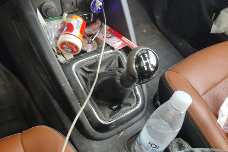 Used CHANGAN OSHAN CX70 2016 1.6L Manual Luxury Model Gear Lever