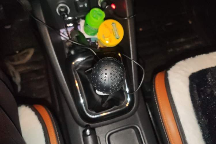 Used CHANGAN OSHAN CX70 2016 1.6L Manual Luxury Model Gear Lever