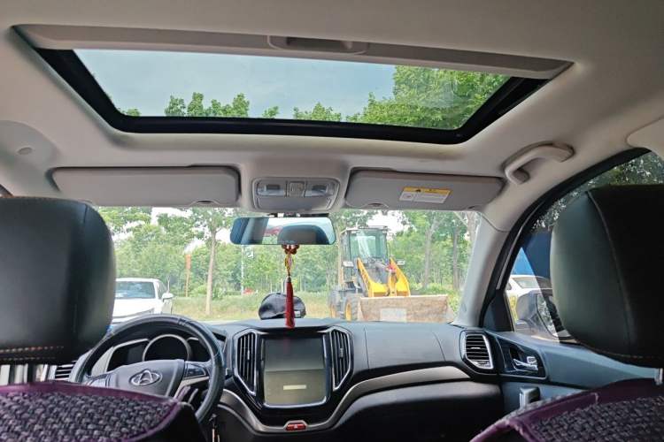 Used CHANGAN OSHAN CX70 2016 1.6L Manual Luxury Model Headliner