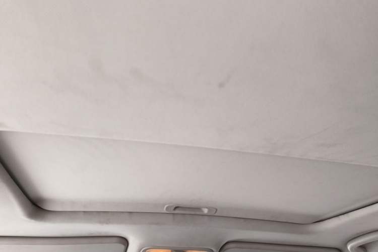 Used CHANGAN OSHAN CX70 2016 1.6L Manual Luxury Model Headliner
