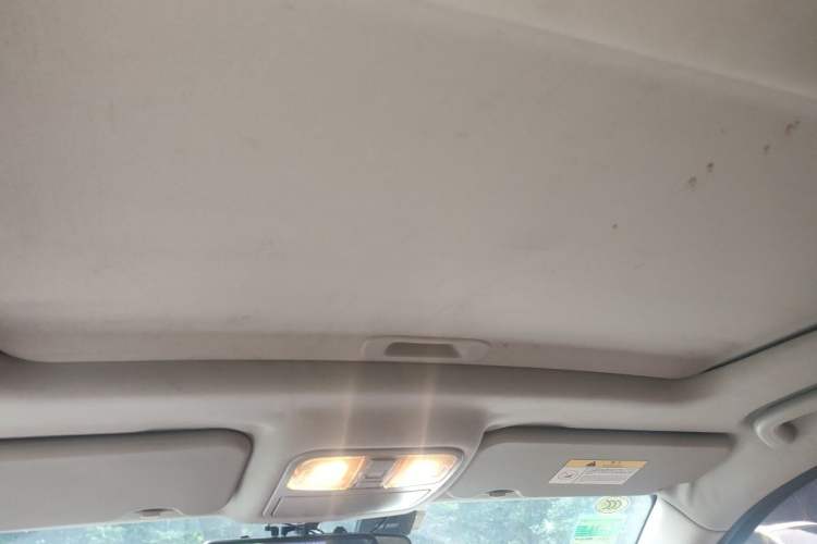 Used CHANGAN OSHAN CX70 2016 1.6L Manual Luxury Model Headliner