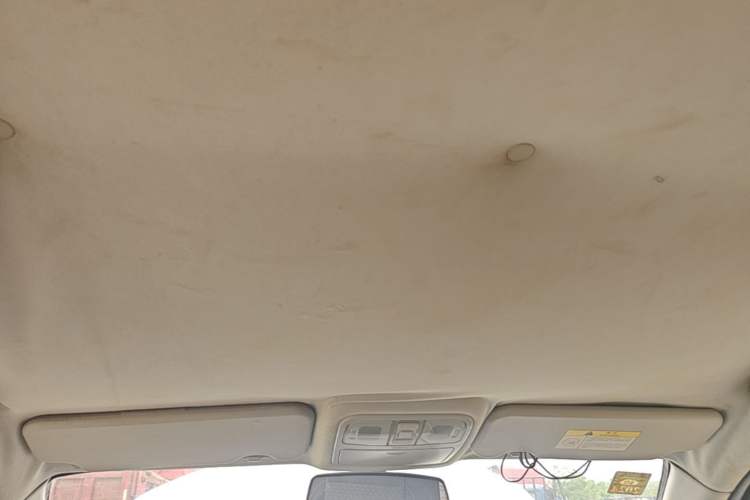 Used CHANGAN OSHAN CX70 2016 1.6L Manual Sport Model Headliner
