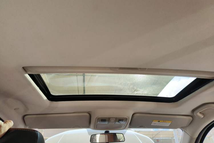 Used CHANGAN OSHAN CX70 2016 1.6L Manual Luxury Model Headliner