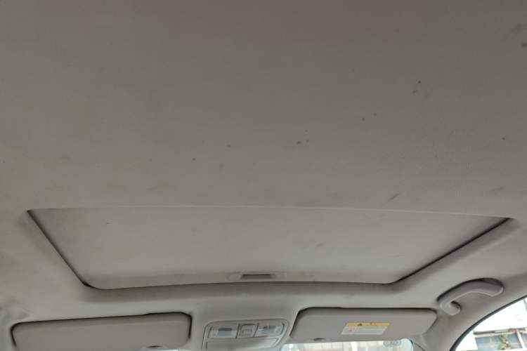 Used CHANGAN OSHAN CX70 2016 1.6L Manual Luxury Model Headliner