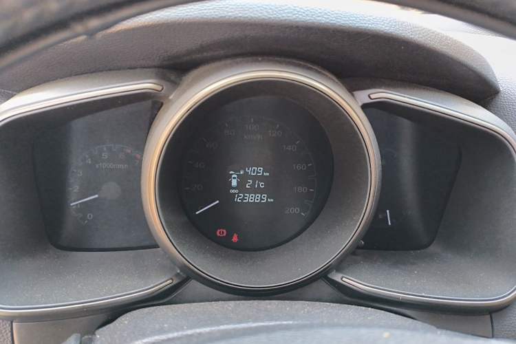 Used CHANGAN OSHAN CX70 2016 1.6L Manual Luxury Model Instrument Cluster