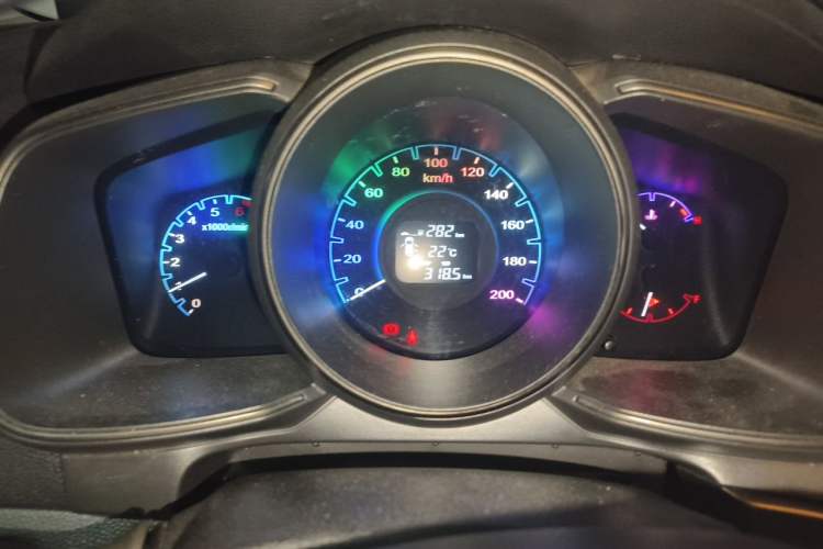 Used CHANGAN OSHAN CX70 2016 1.6L Manual Luxury Model Instrument Cluster