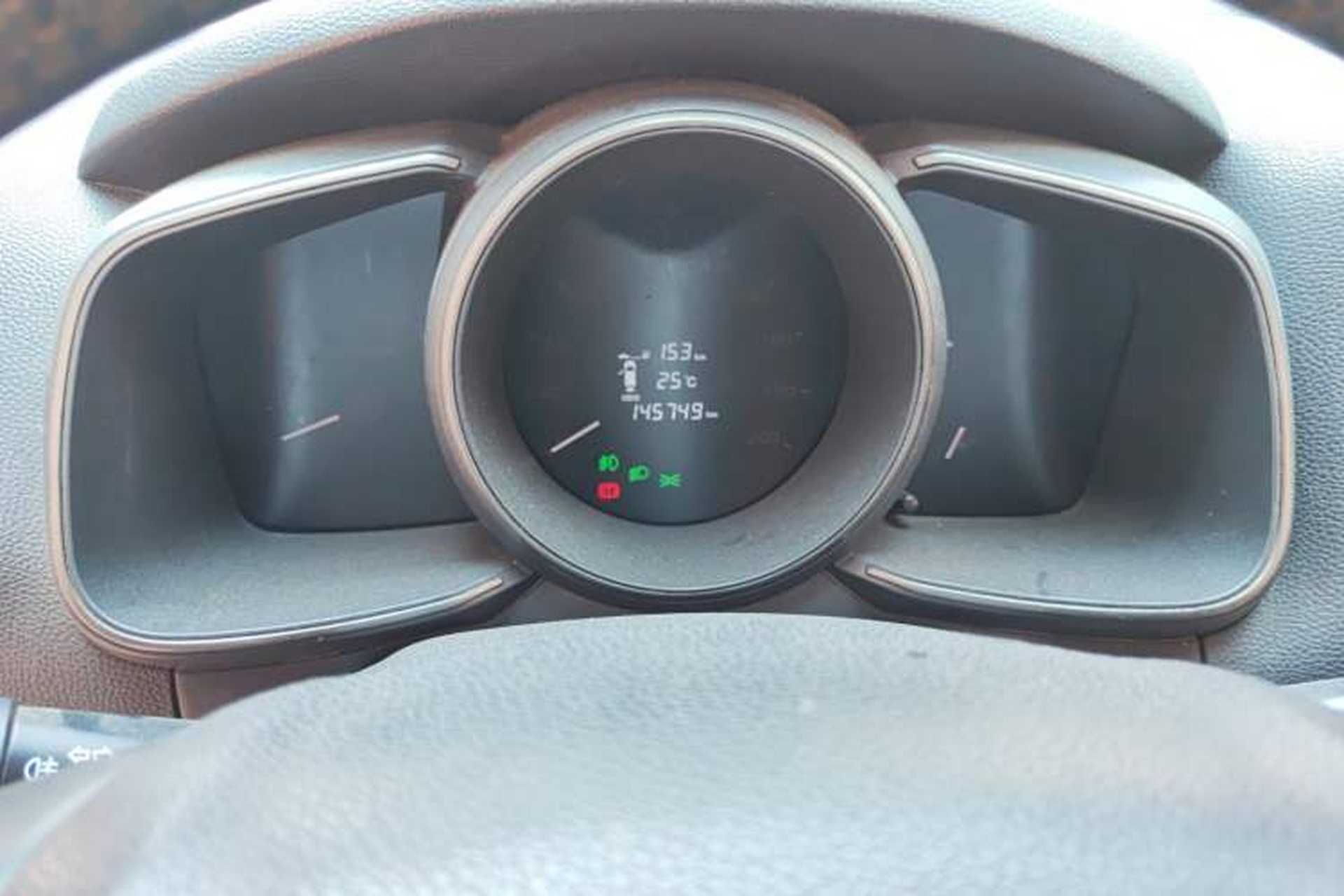 Used CHANGAN OSHAN CX70 2016 1.6L Manual Elite Model Instrument Cluster