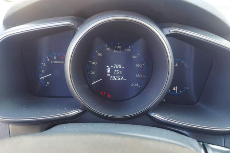 Used CHANGAN OSHAN CX70 2016 1.6L Manual Luxury Model Instrument Cluster