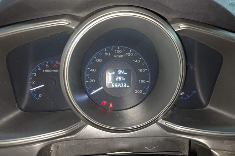 Used CHANGAN OSHAN CX70 2016 1.6L Manual Luxury Model Instrument Cluster
