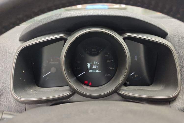 Used CHANGAN OSHAN CX70 2016 1.6L Manual Luxury Model Instrument Cluster