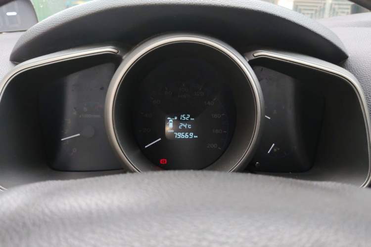 Used CHANGAN OSHAN CX70 2016 1.6L Manual Comfort Model Instrument Cluster