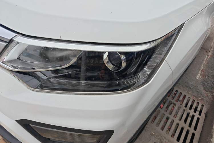 Used CHANGAN OSHAN CX70 2016 1.6L Manual Comfort Model Left Front Headlight