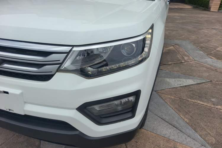 Used CHANGAN OSHAN CX70 2016 1.6L Manual Luxury Model Left Front Headlight