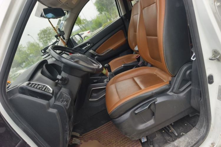 Used CHANGAN OSHAN CX70 2016 1.6L Manual Luxury Model Left Front Seat