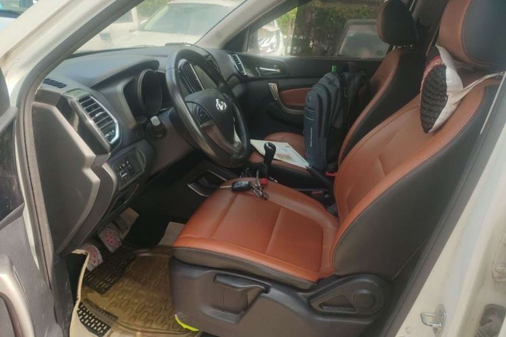 Used CHANGAN OSHAN CX70 2016 1.6L Manual Luxury Model Left Front Seat