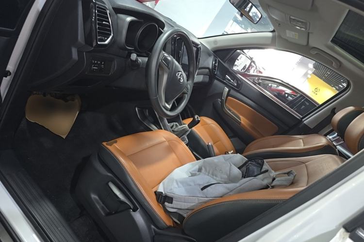 Used CHANGAN OSHAN CX70 2016 1.6L Manual Luxury Model Left Front Seat