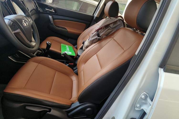 Used CHANGAN OSHAN CX70 2016 1.6L Manual Luxury Model Left Front Seat
