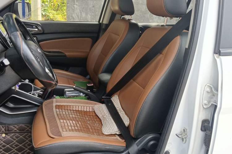 Used CHANGAN OSHAN CX70 2016 1.6L Manual Luxury Model Left Front Seat