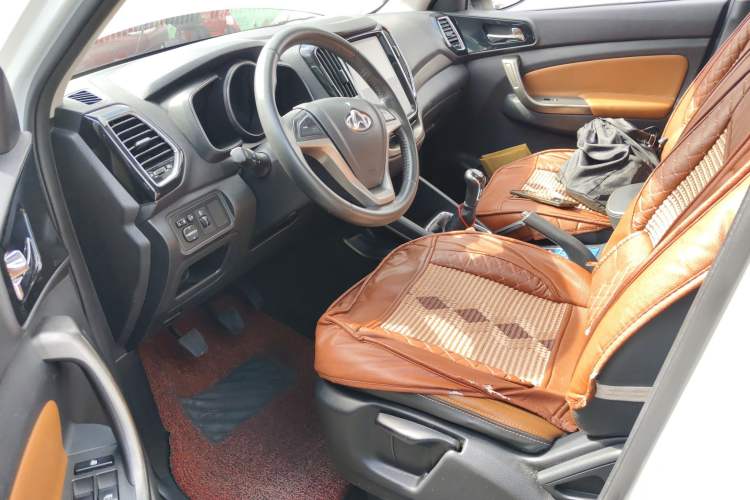 Used CHANGAN OSHAN CX70 2016 1.6L Manual Luxury Model Left Front Seat