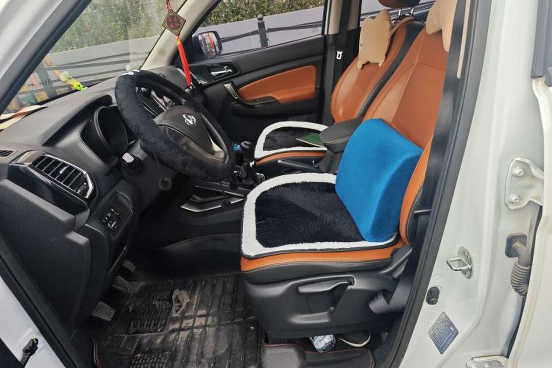 Used CHANGAN OSHAN CX70 2016 1.6L Manual Luxury Model Left Front Seat