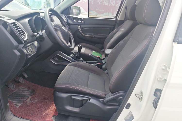 Used CHANGAN OSHAN CX70 2016 1.6L Manual Comfort Model Left Front Seat