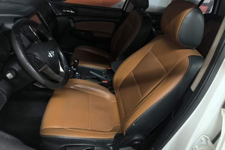 Used CHANGAN OSHAN CX70 2016 1.6L Manual Luxury Model Left Front Seat